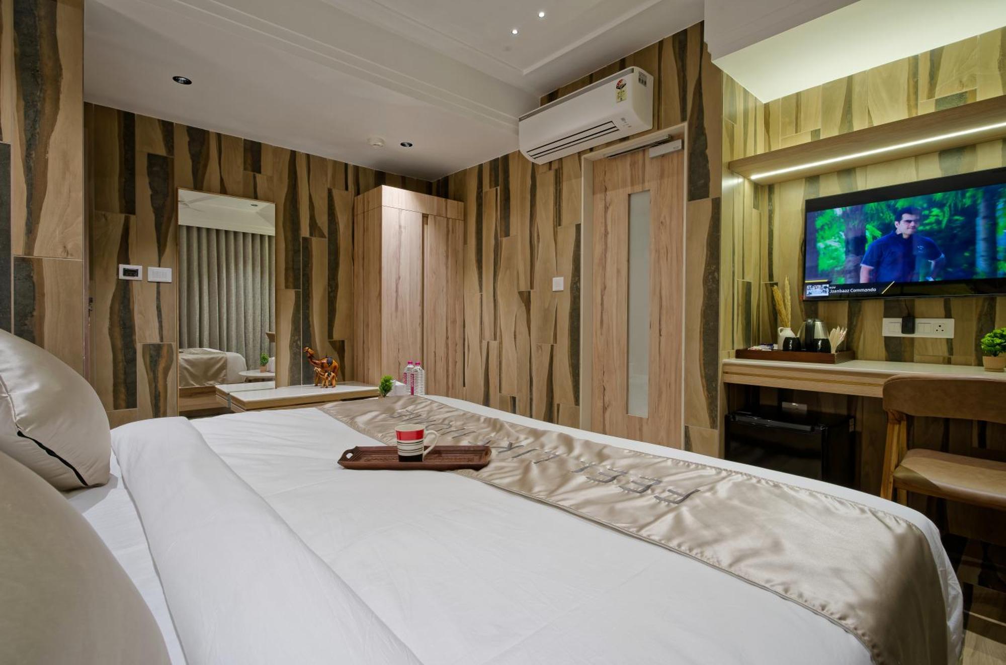 Golden Plaza Hotel Ahmedabad Luaran gambar