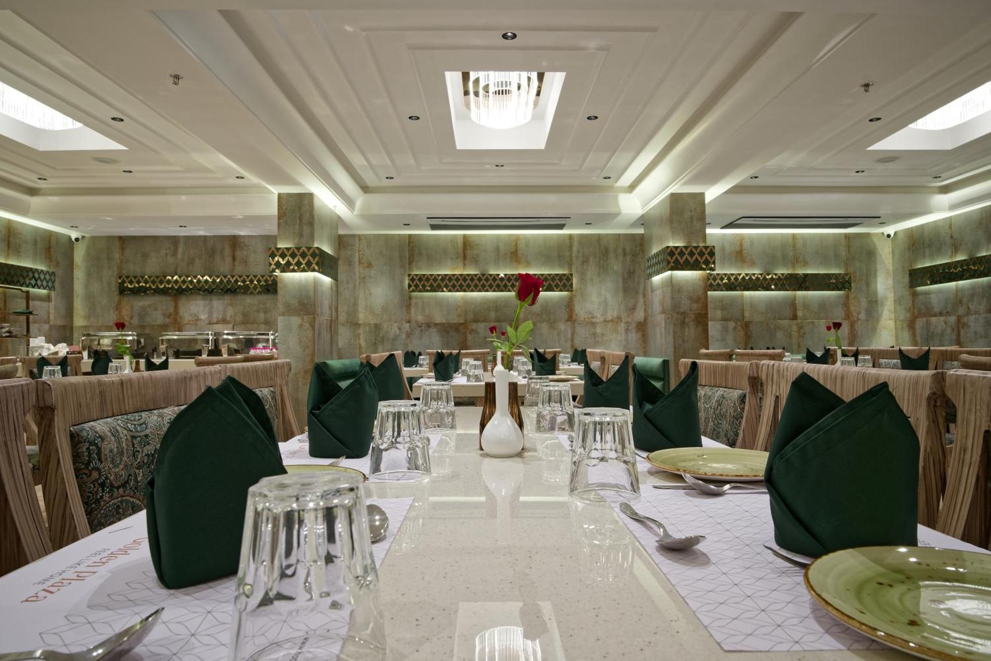 Golden Plaza Hotel Ahmedabad Luaran gambar